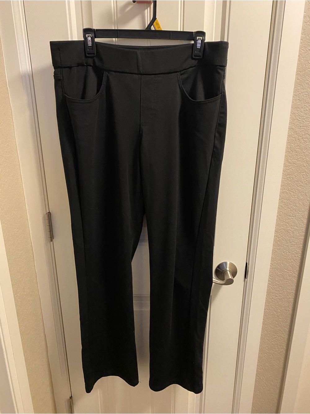 Lee Style Up 14 M Pull On Dress Pants Black Stretch Slacks Trousers 14M